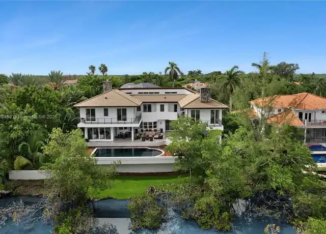 Property at 325 Campana Ave, Coral Gables, FL, 33156, 5 beds, 4.5 baths, [object Object]