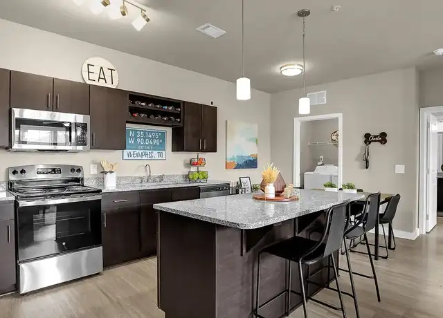 Property at Springs at Buckingham Farms - 4556 Hacks Cross Rd, Memphis, TN, 38125, 2 beds, 2 baths, [object Object]