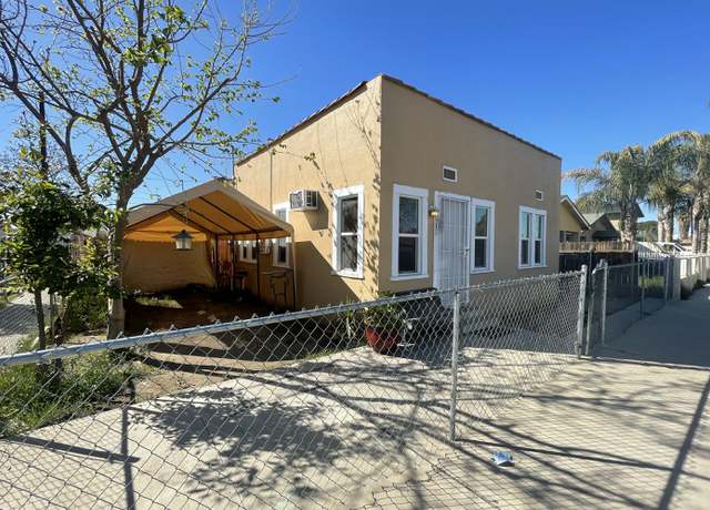 Photo of 911 P St, Bakersfield, CA 93304