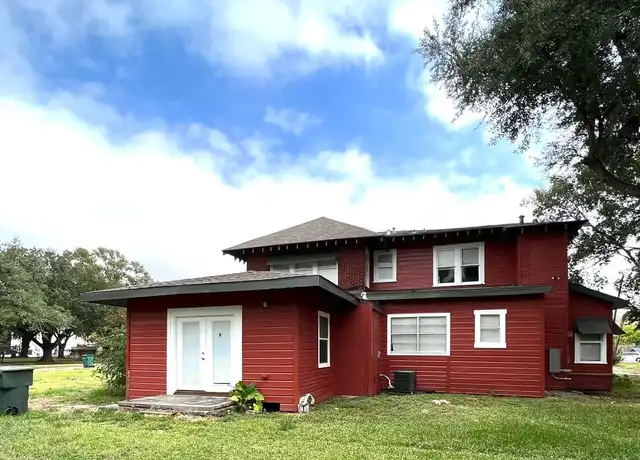 Property at 2355 Pecos St Unit B, Beaumont, TX, 77702, 2 beds, 1 bath, [object Object]