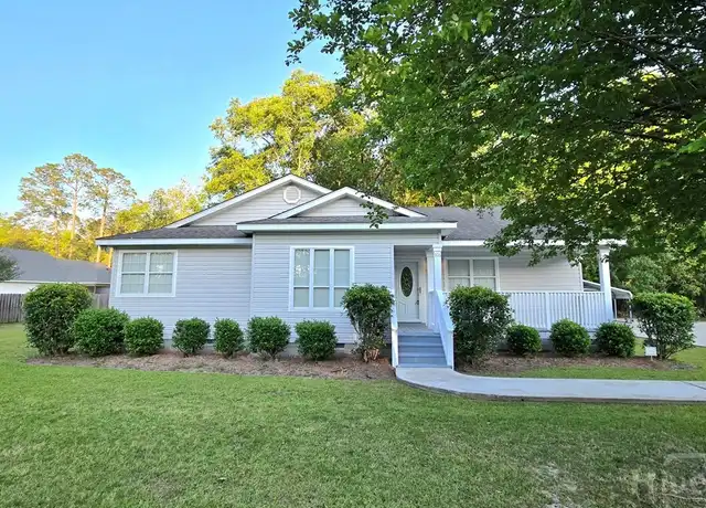 Property at 106 Butler St, Pembroke, GA, 31321, 3 beds, 2 baths, [object Object]
