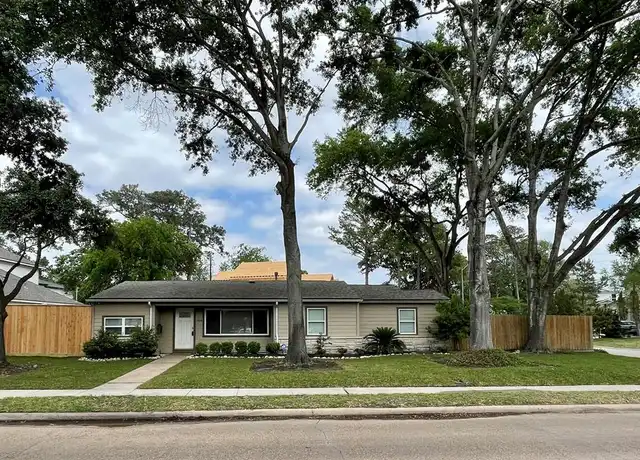 Property at 1428 W 43rd St, Houston, TX, 77018, 3 beds, 1 bath, [object Object]