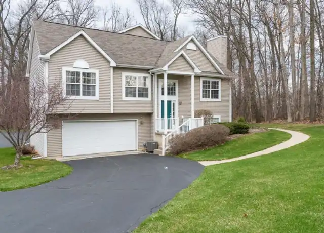Property at 6258 Quail Run Dr, Kalamazoo, MI, 49009, 3 beds, 2.5 baths, [object Object]