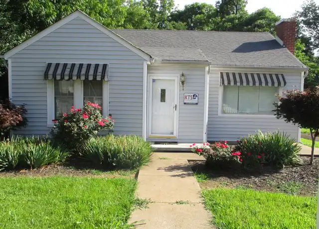 Property at 206 W Chestnut St, Murfreesboro, TN, 37130, 2 beds, 1 bath, [object Object]
