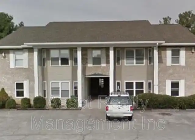 Property at 527 Evelyn Ave, Maryville, TN, 37801, 2 beds, 1 bath, [object Object]