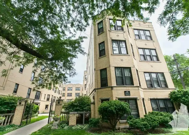 Property at 3815 N Greenview Ave Unit 2E, Chicago, IL, 60613, 2 beds, 1 bath, [object Object]
