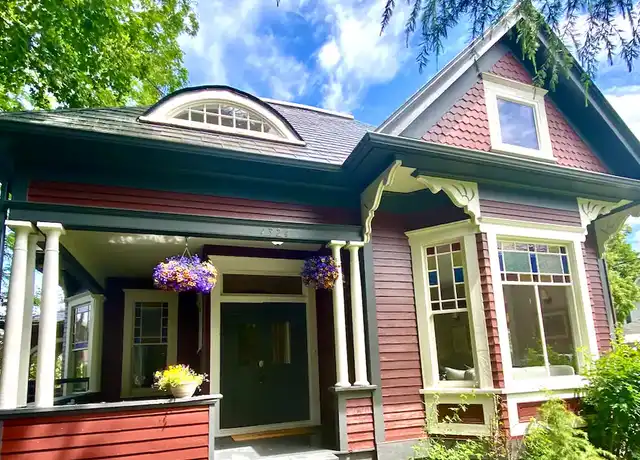 Property at 1800 J St Unit A, Bellingham, WA, 98225, 4 beds, 2 baths, [object Object]