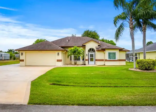 Property at 5777 NW Eskimo Cir, Port Saint Lucie, FL, 34986, 3 beds, 2 baths, [object Object]