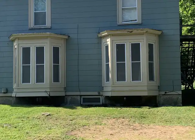Property at 537 Main St Unit 1, Calais, ME, 04619, 1 bed, 1 bath, [object Object]