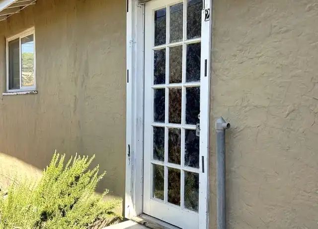 Property at 317 Cornell Dr SE, Albuquerque, NM, 87106, 1 bed, 1 bath, [object Object]