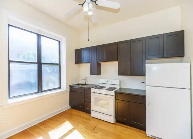 Property at 1434 W Taylor St Unit 2R, Chicago, IL, 60607, 2 beds, 1 bath, [object Object]