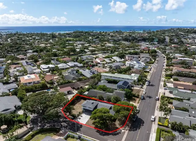 Property at 4207 Puulani Pl, Honolulu, HI, 96816, 5 beds, 3 baths, [object Object]