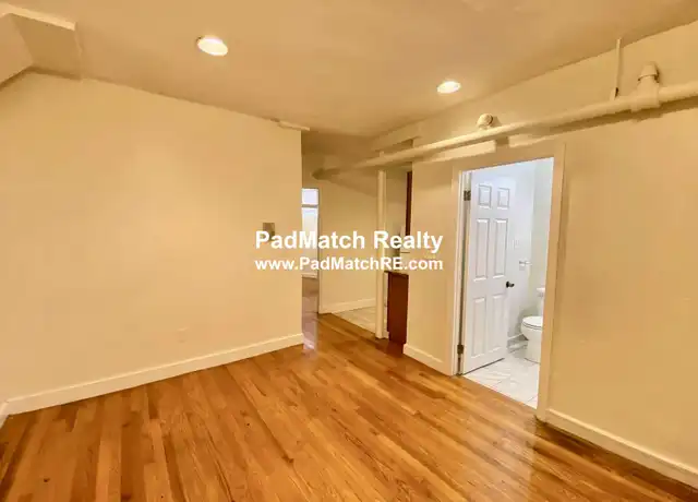 Property at 136 Hemenway St Unit B, Boston, MA, 02115, 2 beds, 1 bath, [object Object]