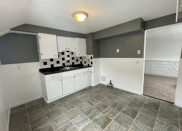Property at 12 Folger St Unit 2, Buffalo, NY, 14220, 2 beds, 1 bath, [object Object]