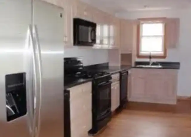 Property at 26 Burnside Ave Unit 2, Somerville, MA, 02144, 4 beds, 2 baths, [object Object]