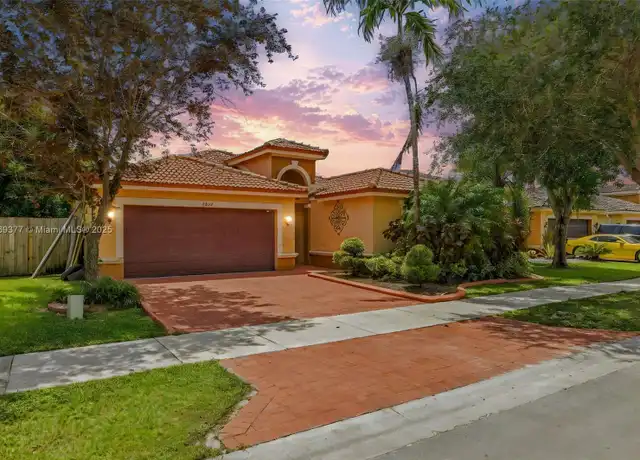 Property at 2014 NE 4th Ct, Homestead, FL, 33033, 3 beds, 2 baths, [object Object]