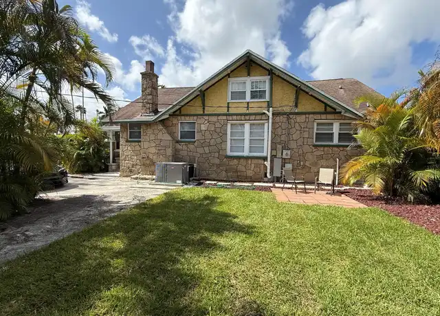 Property at 5025 SW 64th Ave, Davie, FL, 33314, 3 beds, 2 baths, [object Object]