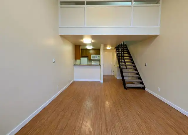 Property at 312 Harvard Ave E Unit 107, Seattle, WA, 98102, 1 bed, 1 bath, [object Object]