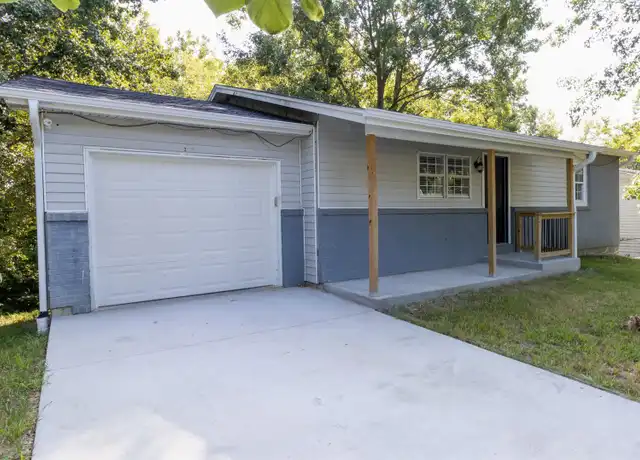 Property at 2400 Grandview Cir, Columbia, MO, 65203, 4 beds, 2.5 baths, [object Object]