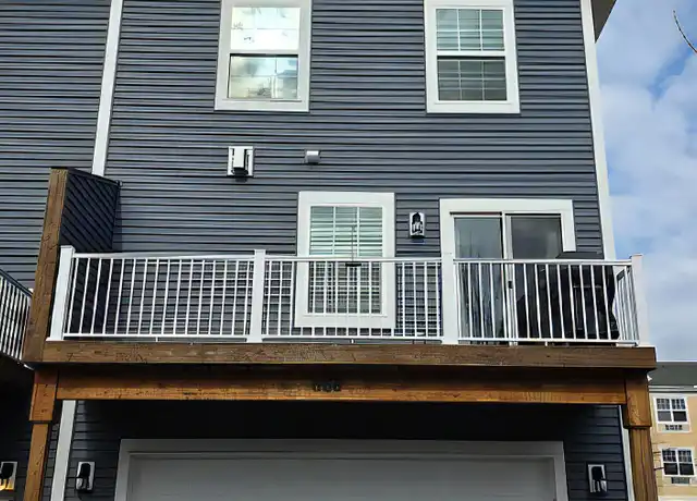 Property at 668 Town Center Pkwy, Circle Pines, MN, 55014, 2 beds, 2.5 baths, [object Object]