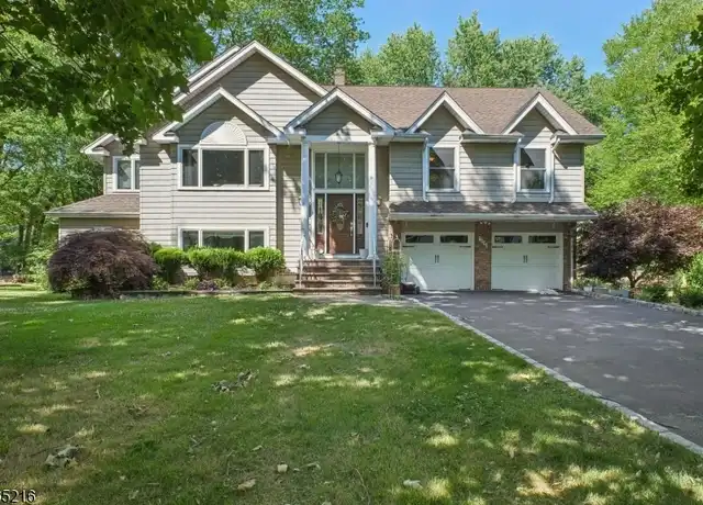 Property at 195 Chaucer Dr, Berkeley Heights, NJ, 07922, 4 beds, 2.5 baths, [object Object]