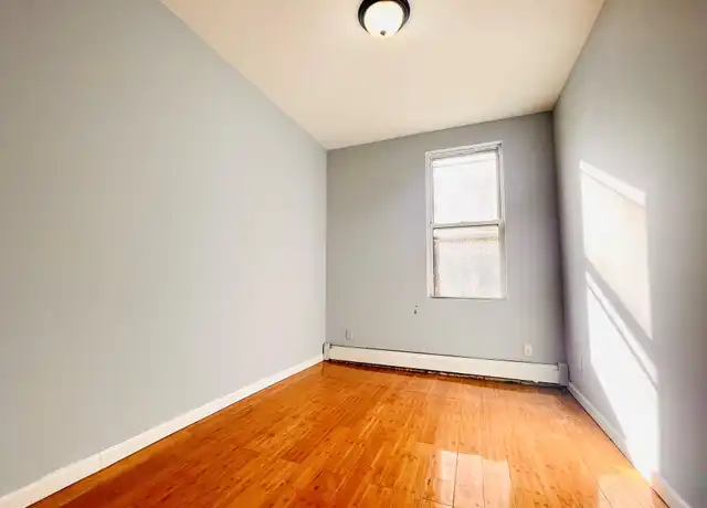 Property at 124-12 Metropolitan Ave Unit 1R, Kew Gardens, NY, 11415, 2 beds, 1 bath, [object Object]