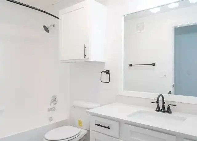 Property at 520 Farm to Market Road 306 Unit 4301, New Braunfels, TX, 78130, 1 bed, 1 bath, [object Object]