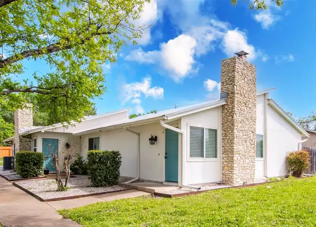 Property at 304 W William Cannon Dr Unit A, Austin, TX, 78745, 3 beds, 2 baths, [object Object]