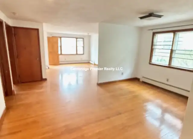 Property at 400 Walden St Unit 2, Cambridge, MA, 02138, 3 beds, 1 bath, [object Object]