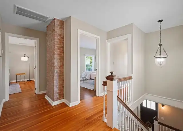 Property at 22 Lincoln Ave Unit 2, Saratoga Springs, NY, 12866, 2 beds, 1 bath, [object Object]
