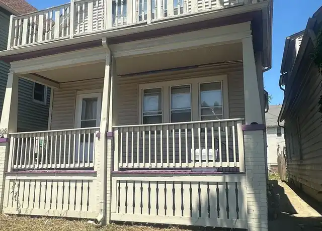 Property at 824 E Wright St, Milwaukee, WI, 53212, 2 beds, 1 bath, [object Object]
