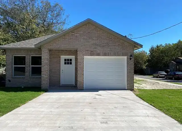 Property at 2221 Langford St, Greenville, TX, 75401, 3 beds, 2 baths, [object Object]