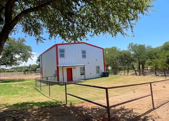 Property at 1025 Deer Ln Unit 1025, Azle, TX, 76020, 4 beds, 2 baths, [object Object]