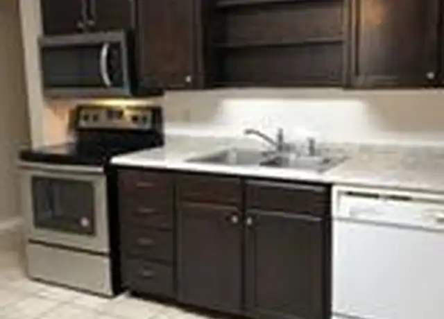 Property at 1821 N Alexander St, Sherman, TX, 75092, 2 beds, 1 bath, [object Object]