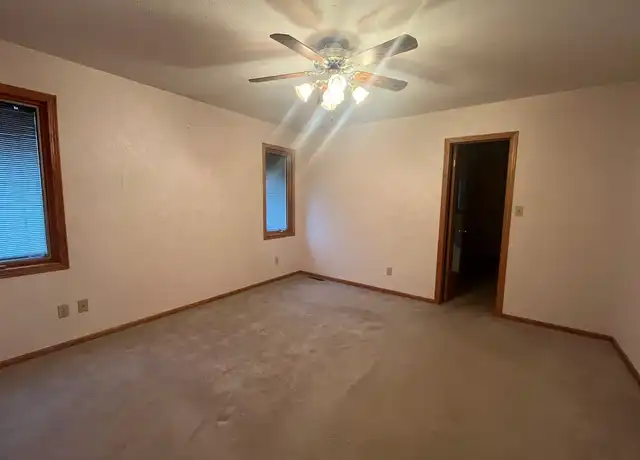 Property at 1313 E Republic Ave, Salina, KS, 67401, 3 beds, 3 baths, [object Object]