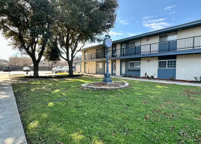 Property at 1207 W Wall St #7, Grapevine, TX, 76051, 2 beds, 2 baths, [object Object]