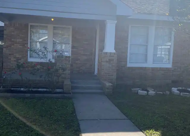 Property at 7814 Scanlock St, Houston, TX, 77012, 3 beds, 2 baths, [object Object]