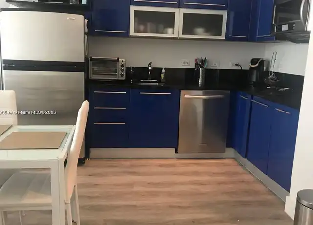 Property at 253 NE 2nd St #212, Miami, FL, 33132, 0 beds, 1 bath, [object Object]