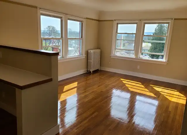 Property at 405 S 2nd St Unit 208, St Helens, OR, 97051, 0 beds, 1 bath, [object Object]