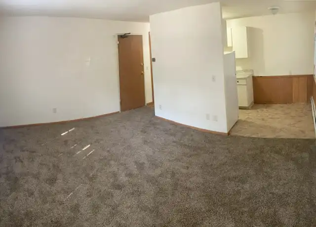 Property at 3111 4th St SE Unit 202, Minneapolis, MN, 55414, 1 bed, 1 bath, [object Object]