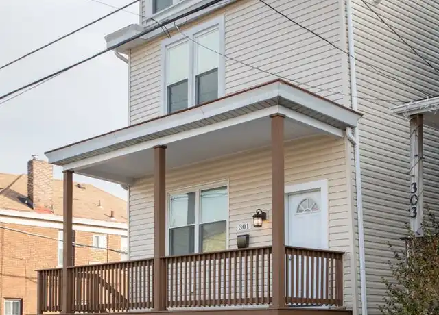 Property at 301 Clover St, Pittsburgh, PA, 15210, 4 beds, 2 baths, [object Object]