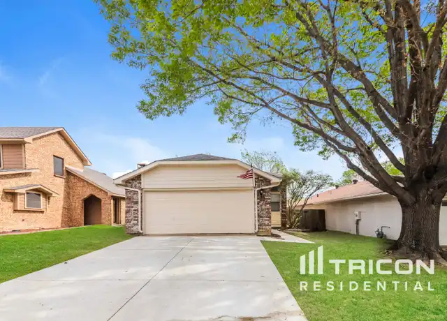 Property at 5328 Waterford Dr, Mesquite, TX, 75150, 3 beds, 2 baths, [object Object]