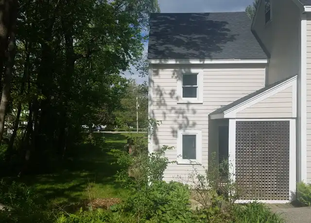 Property at 6 Meadow Rd Unit 6A, Durham, NH, 03824, 2 beds, 1 bath, [object Object]