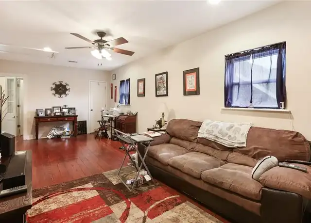 Property at 522 Aurora Ave Unit A, Metairie, LA, 70005, 3 beds, 1.5 baths, [object Object]