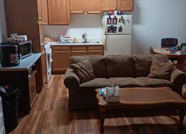 Property at 26 2nd Ave W Unit 5, Wood Lake, MN, 56297, 1 bed, 1 bath, [object Object]
