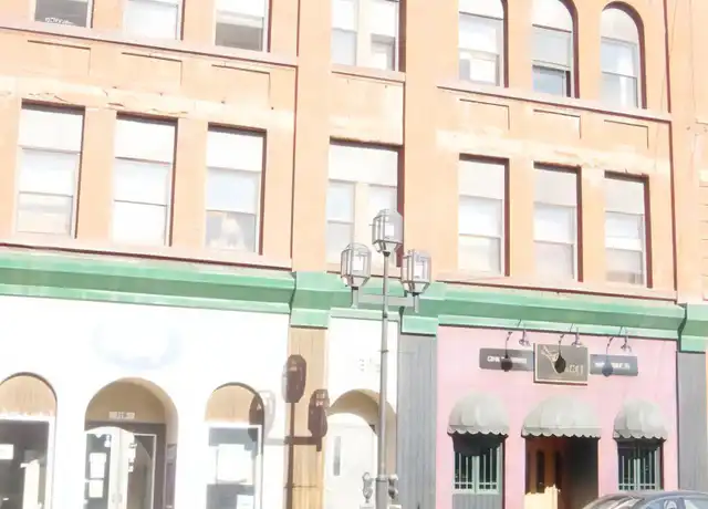 Property at 113 W 1st St Unit 301, Duluth, MN, 55802, 1 bed, 1 bath, [object Object]