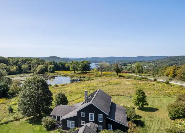 Property at 74 Tanner Hill Rd, Warren, CT, 06777, 3 beds, 2.5 baths, [object Object]