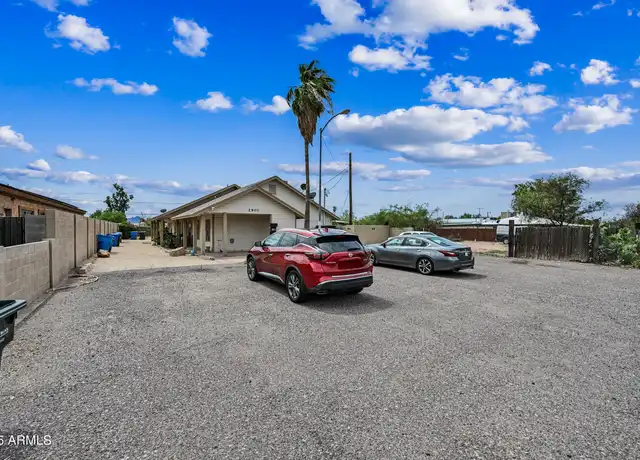 Property at 2901 E Campo Bello Dr Unit 3, Phoenix, AZ, 85032, 2 beds, 1 bath, [object Object]
