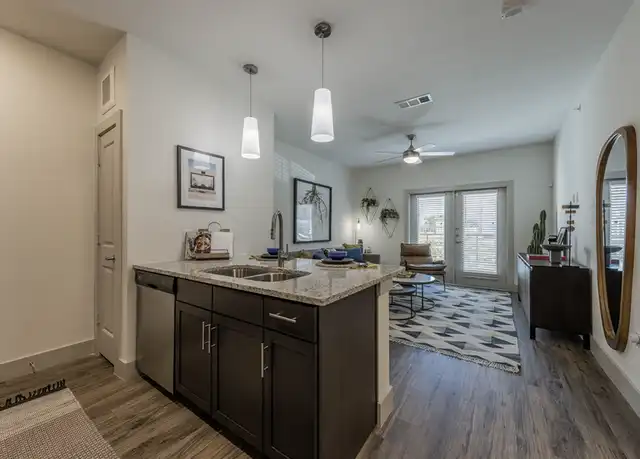 Property at 7601 S Congress Ave, Austin, TX, 78745, 1 bed, 1 bath, [object Object]