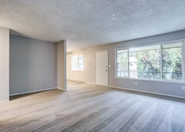 Property at 3745 SW 108th Ave Unit 2a, Beaverton, OR, 97005, 2 beds, 1 bath, [object Object]